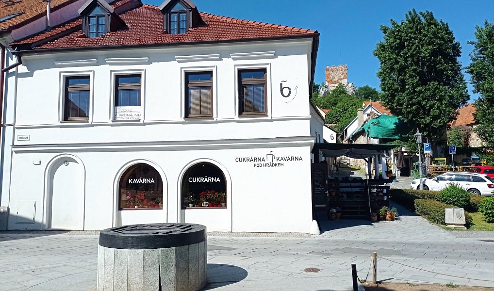 Pronájem bytu 4+kk 150 m², Mikulov – náhled fotky 2