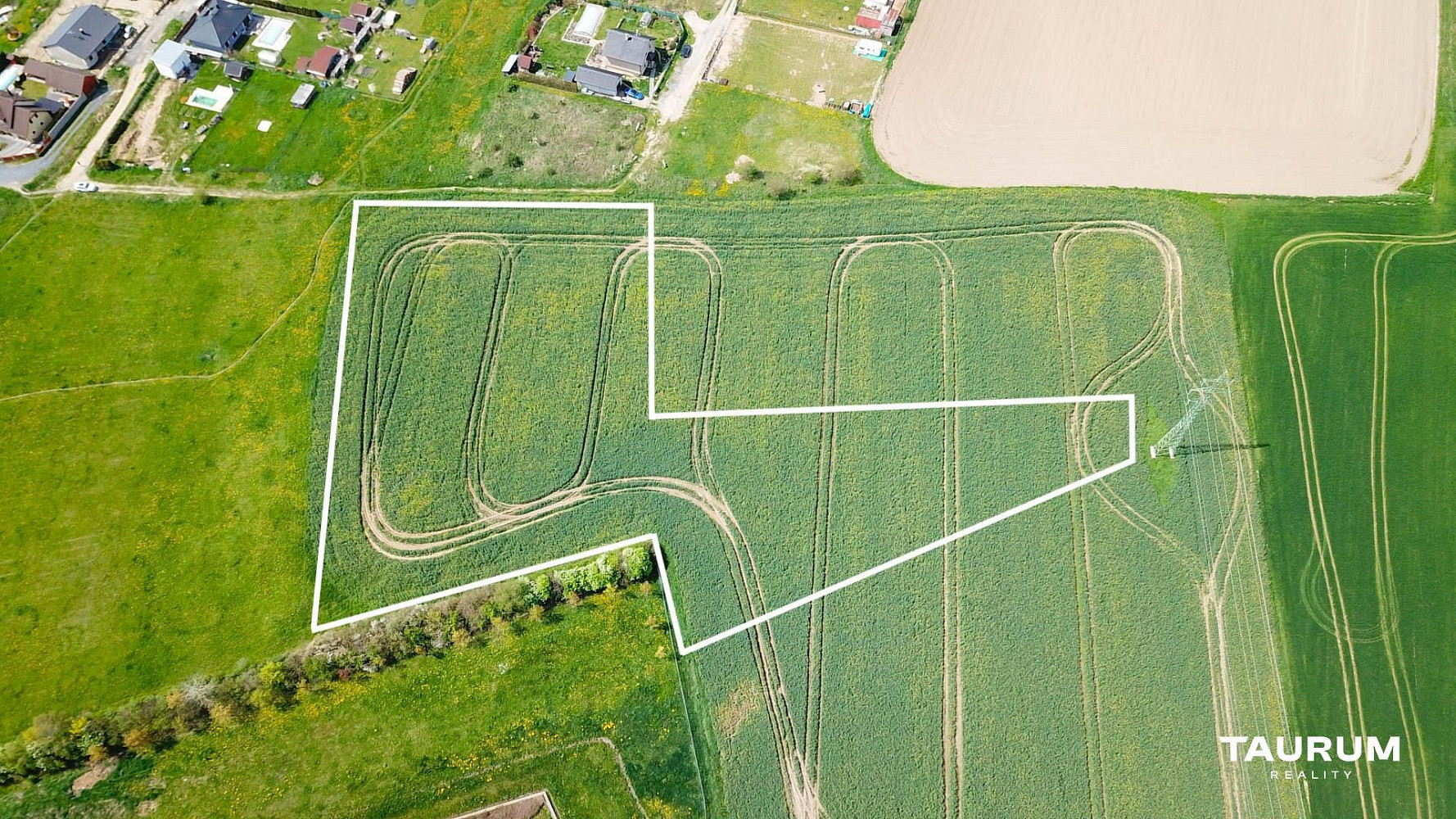 Prodej stavebního pozemku 7 355 m² – fotografie 3
