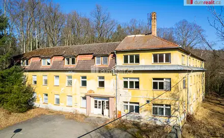 Prodej komerčního objektu (jiného typu) 2 181 m², U Honzíčka, Písek - Budějovické Předměstí