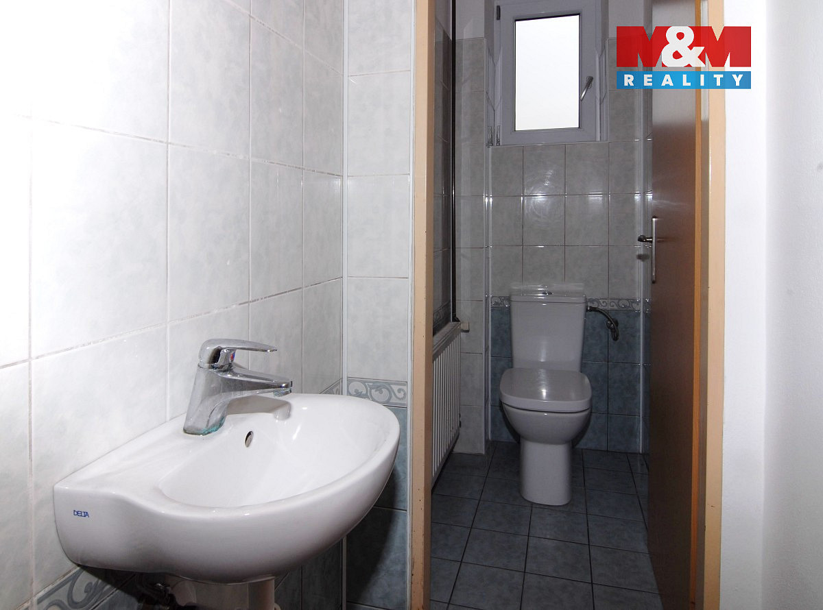 Pronájem kanceláře 43 m² — photo 4
