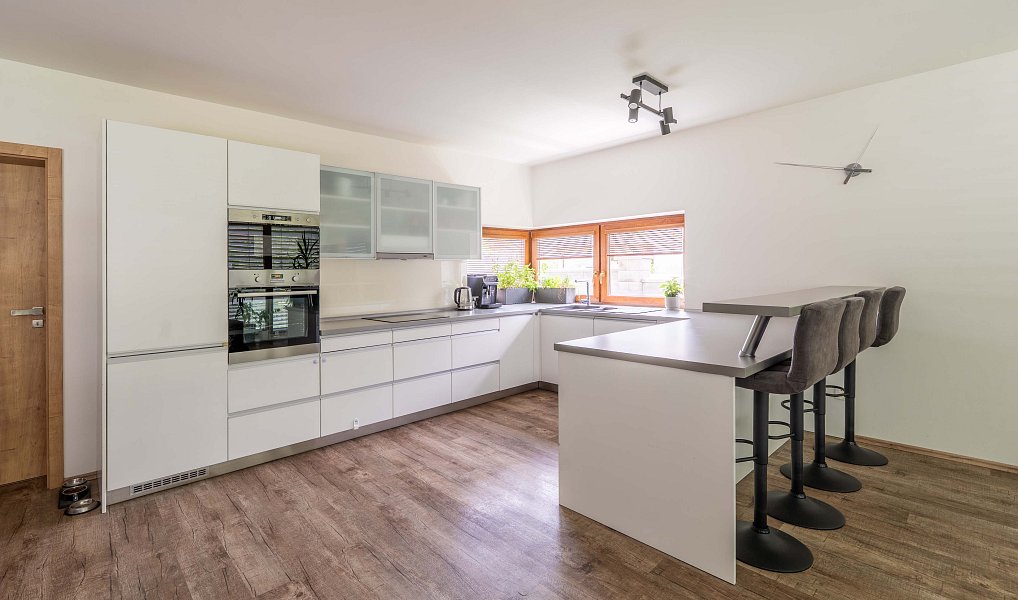 Prodej domu 229 m² s pozemkem 777 m², Chrustenice – náhled fotky 9