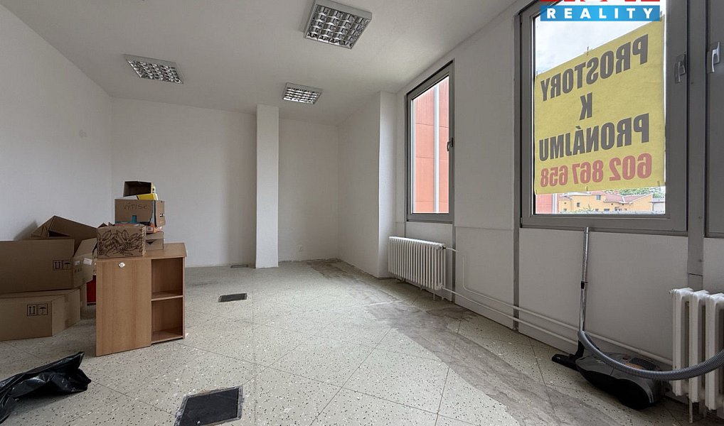 Pronájem kanceláře 35 m², Karviná – náhled fotky 4