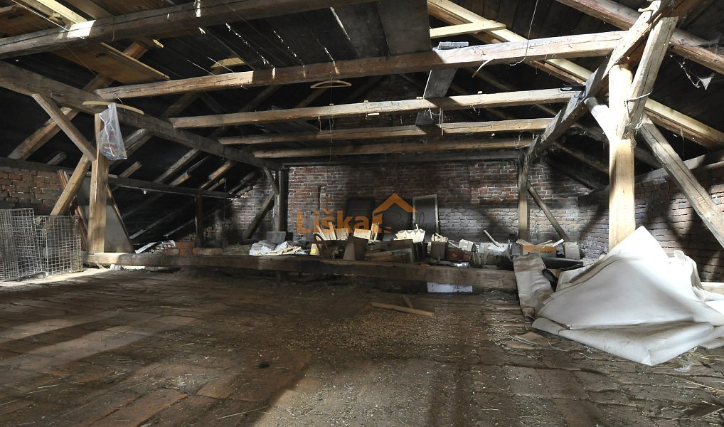 Prodej domu 182 m² s pozemkem 745 m², Staré Město – náhled fotky 21