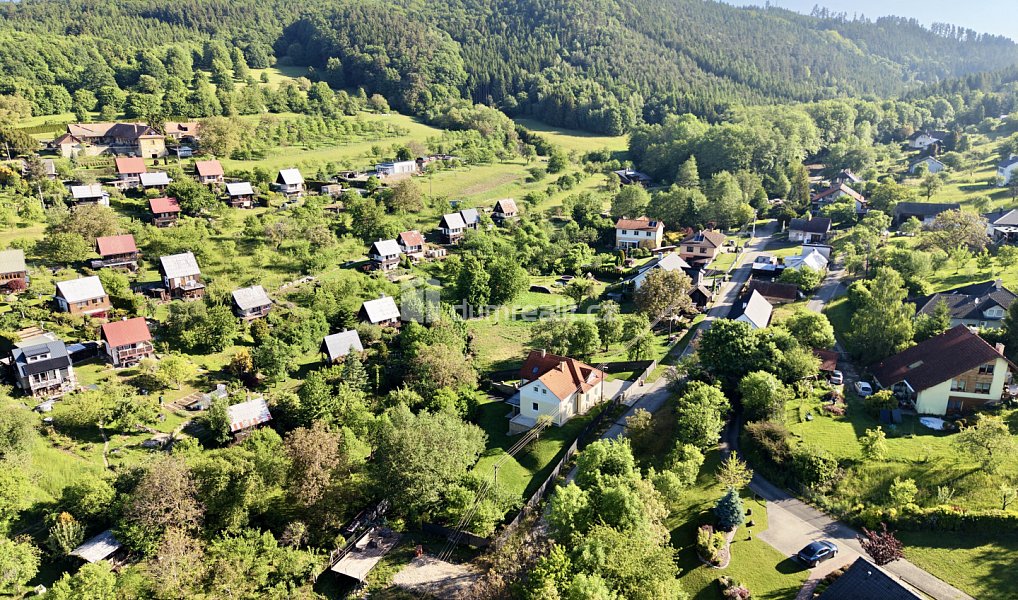 Prodej domu 247 m² s pozemkem 1 024 m², Lukov – náhled fotky 23