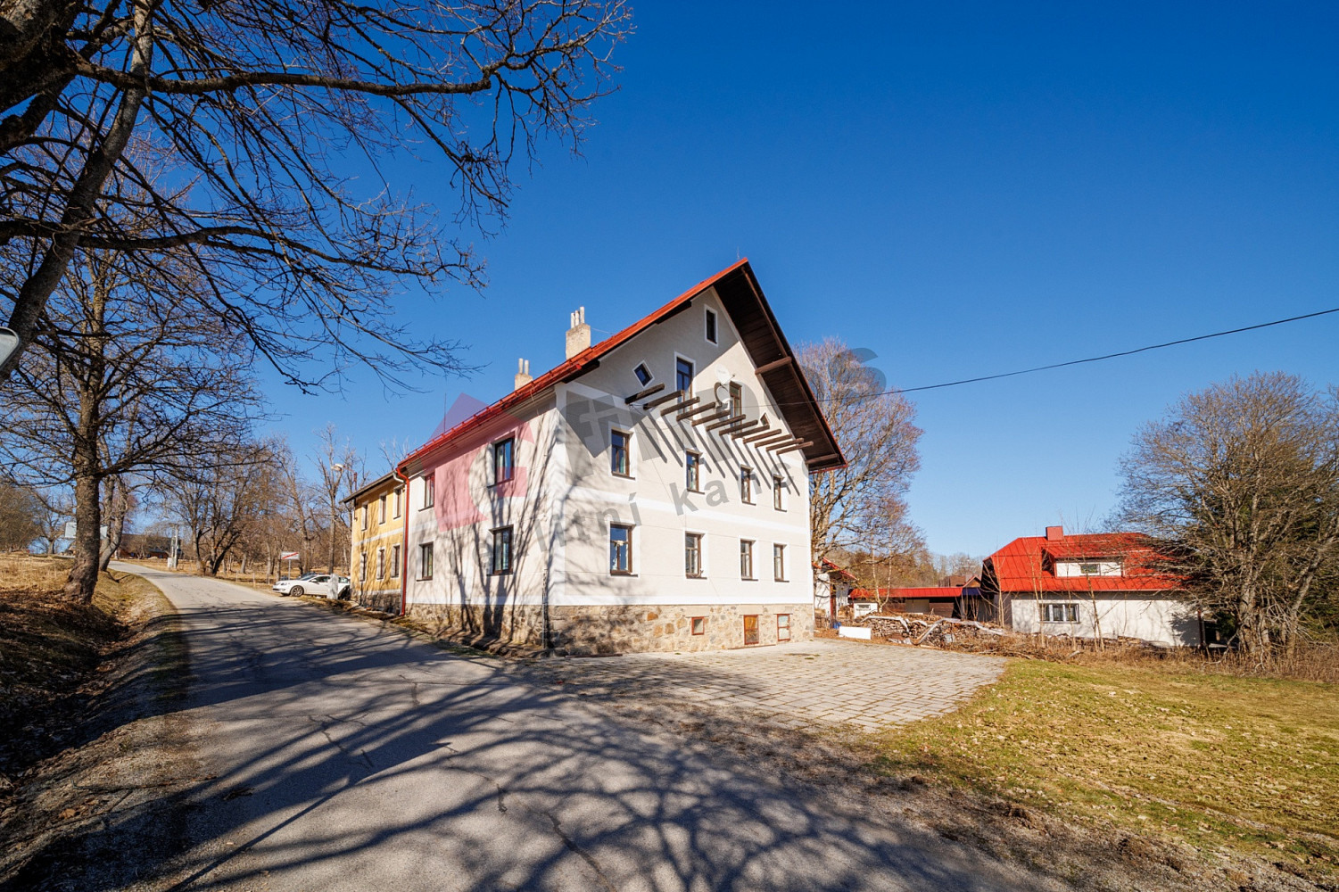 Prodej domu 197 m² s pozemkem 283 m²