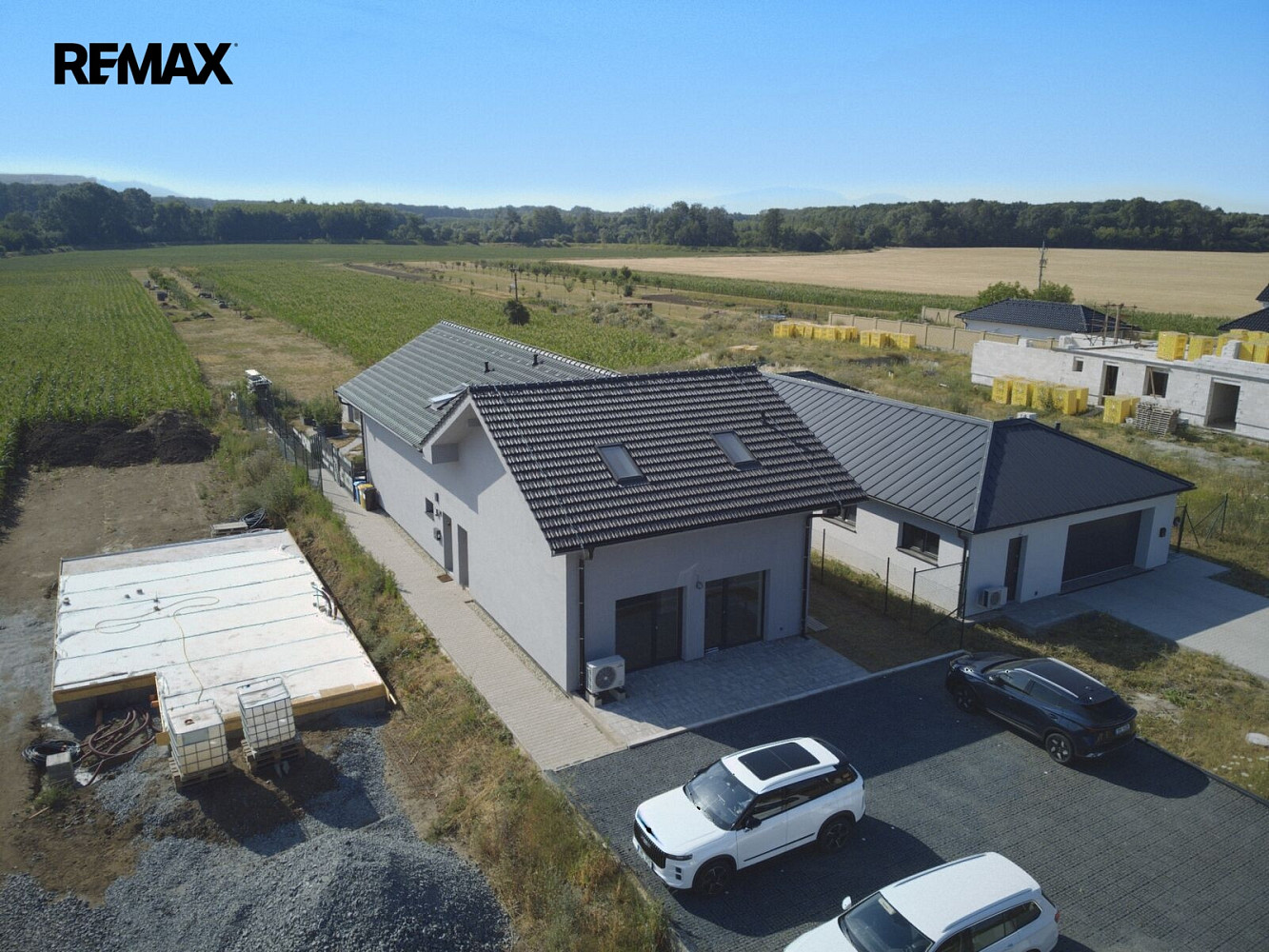 House, 121 m², land 1086 m²