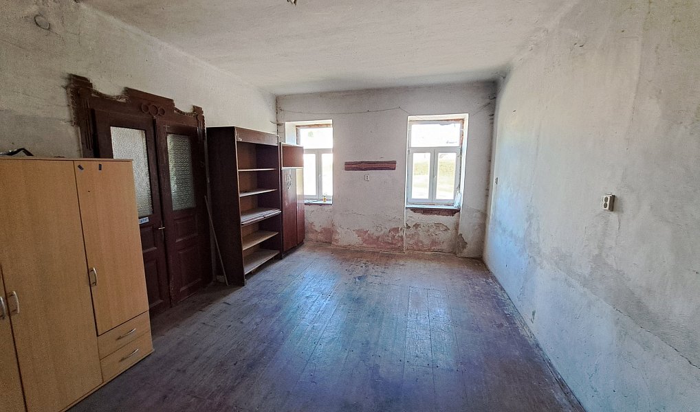 Prodej domu 935 m² s pozemkem 1 413 m², Budeč – náhled fotky 8