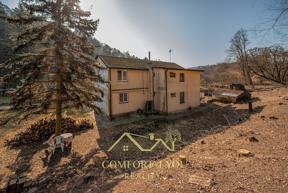 Prodej domu 145 m² s pozemkem 1 047 m² – fotografie 3