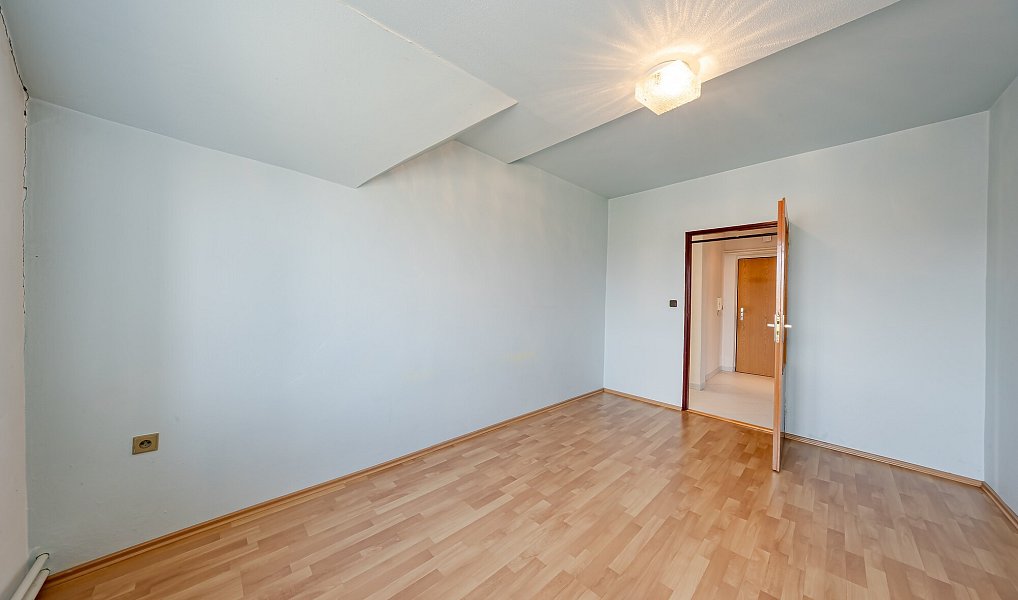 Prodej obchodních prostor 440 m², Bojkovice – náhled fotky 11