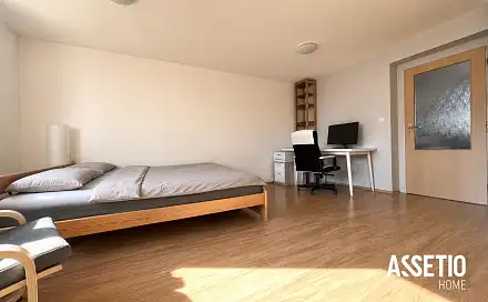 Pronájem bytu 1+1 50 m², Kvítková, Zlín