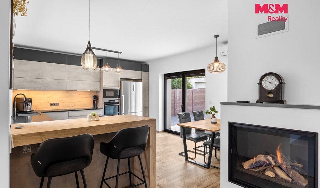 Prodej domu 190 m² s pozemkem 573 m², Lázně Toušeň – náhled fotky 2
