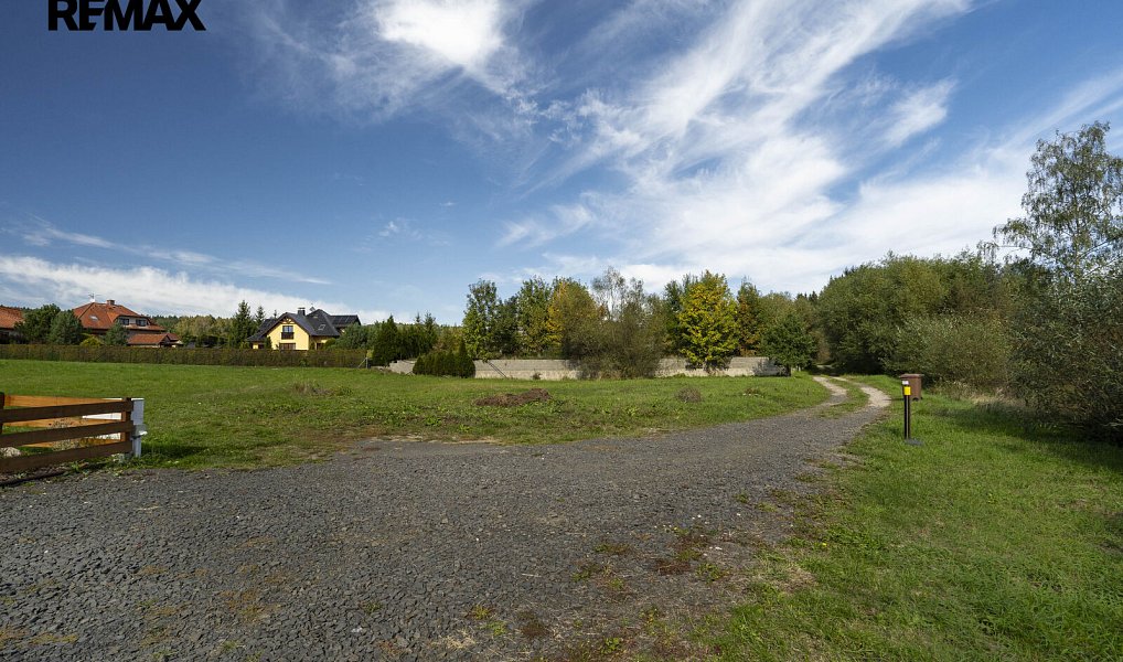 Prodej stavebního pozemku 2 227 m², Sadov – náhled fotky 5