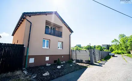 Prodej domu 195 m² s pozemkem 699 m², nám. 5. května, Obrnice, okres Most