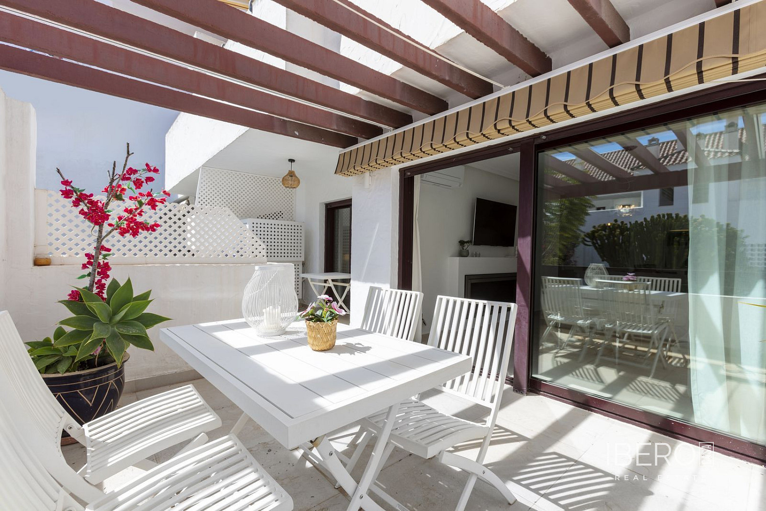 Piso 4+kk – Marbella, Nueva Andalucía - Vista 4