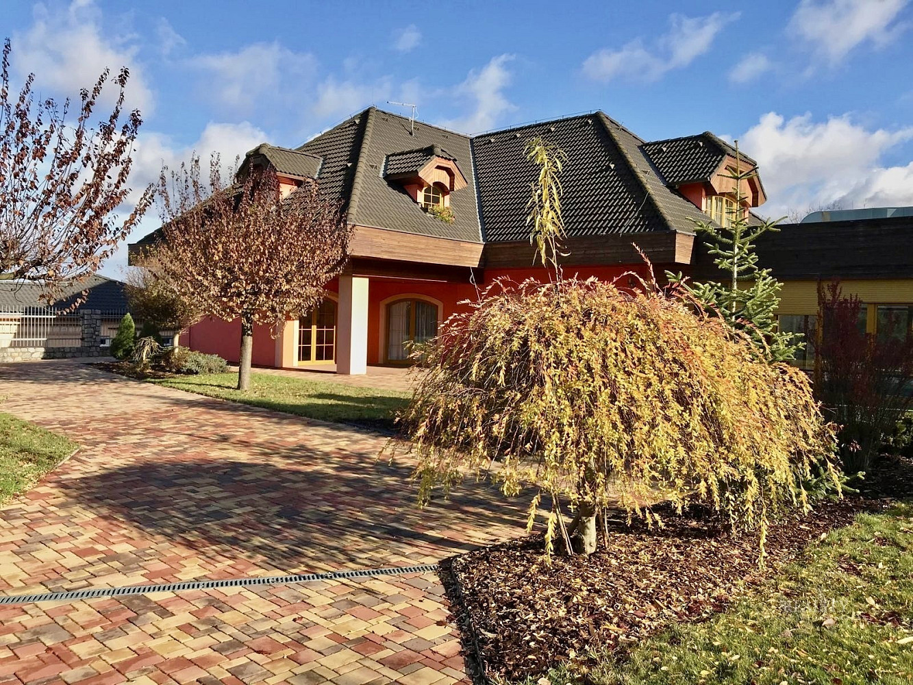 Prodej domu 295 m² s pozemkem 2 077 m² – fotografie 4