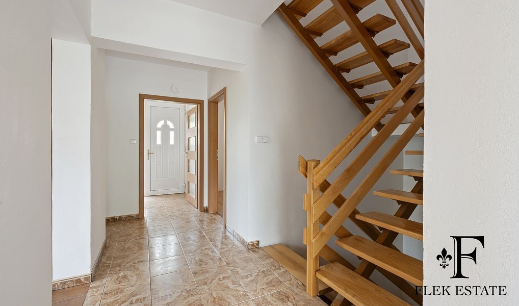 Prodej domu 180 m² s pozemkem 1 666 m², Tisová – náhled fotky 17