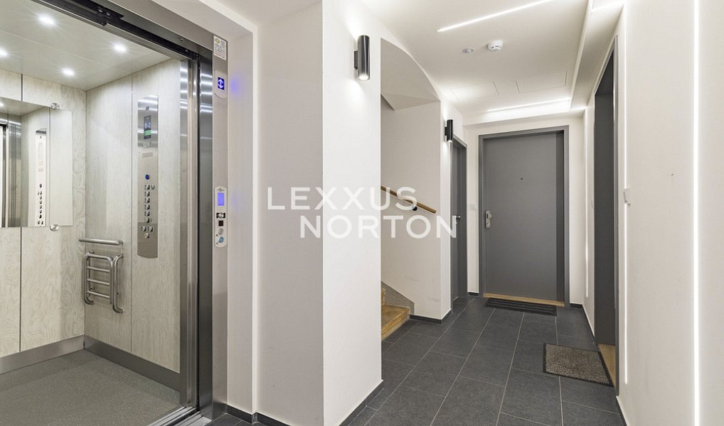Pronájem bytu 1+kk 27 m², Praha – náhled fotky 10