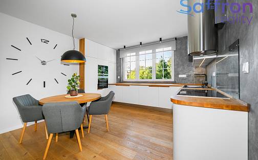 Prodej bytu 6+kk 209 m², 17. listopadu, Dýšina - Nová Huť, okres Plzeň-město