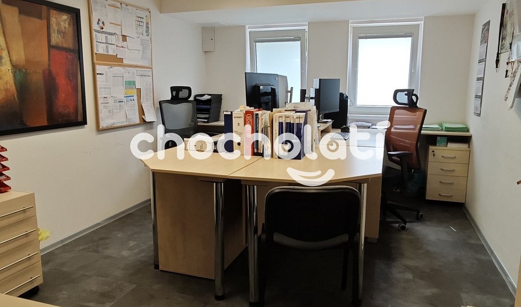 Prodej kanceláře 157 m², Pardubice – náhled fotky 32
