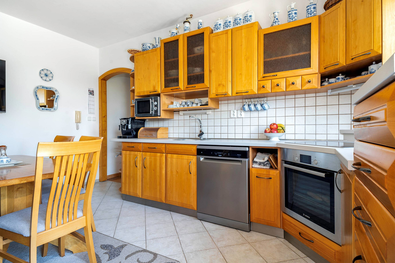 Prodej domu 237 m² s pozemkem 1 323 m² – fotografie 4
