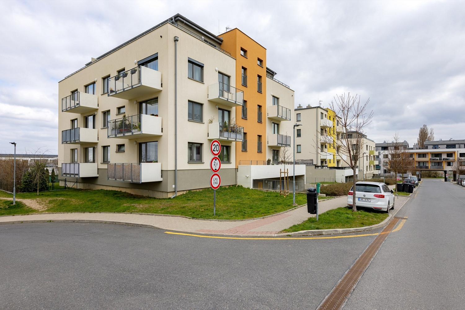 Prodej bytu 4+kk 95 m² — photo 3