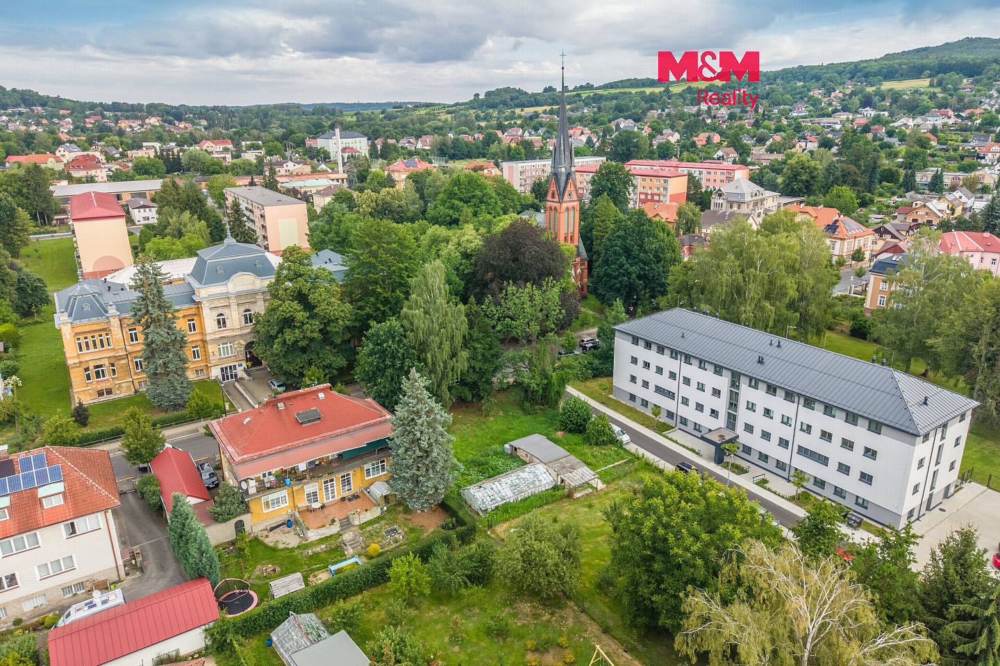 Prodej stavebního pozemku 763 m²