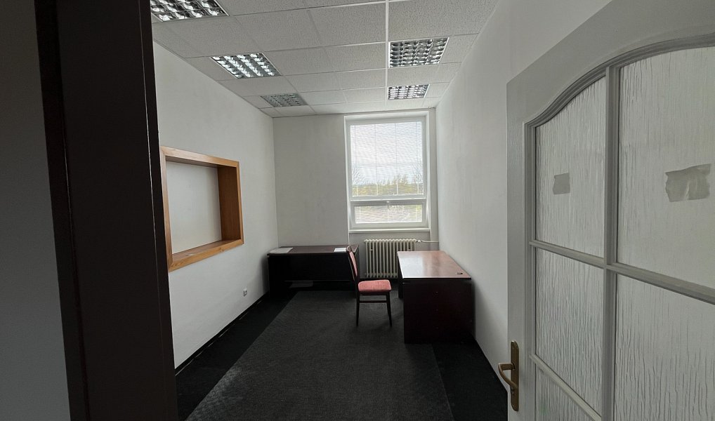 Pronájem kanceláře 48 m², Mariánské Lázně – náhled fotky 6