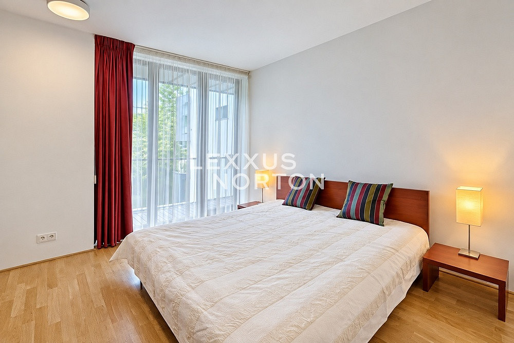 Pronájem bytu 2+kk 60 m² – fotografie 3