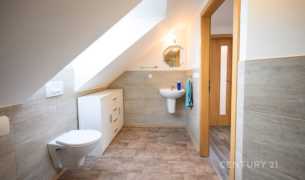 Prodej domu 180 m² s pozemkem 1 679 m², Červený Hrádek – náhled fotky 23
