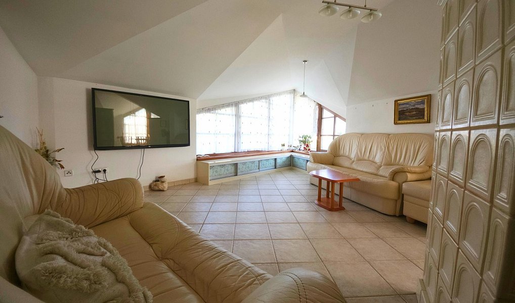 Prodej domu 400 m² s pozemkem 192 m², Uherské Hradiště – náhled fotky 10