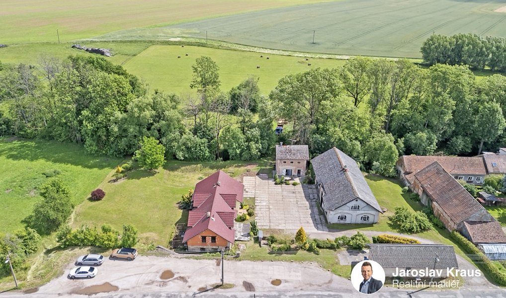 Prodej obchodních prostor 286 m², Jičín – náhled fotky 4