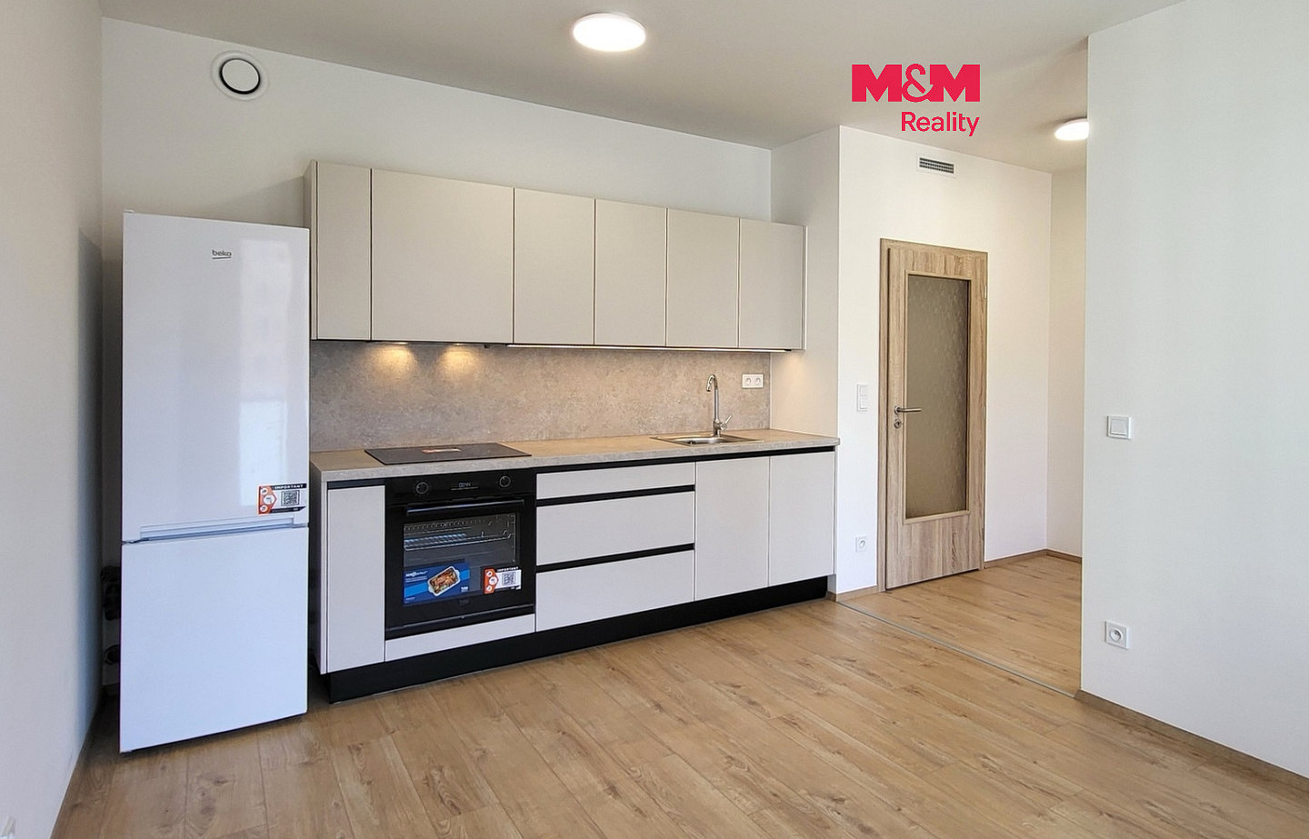 Pronájem bytu 1+kk 34 m²