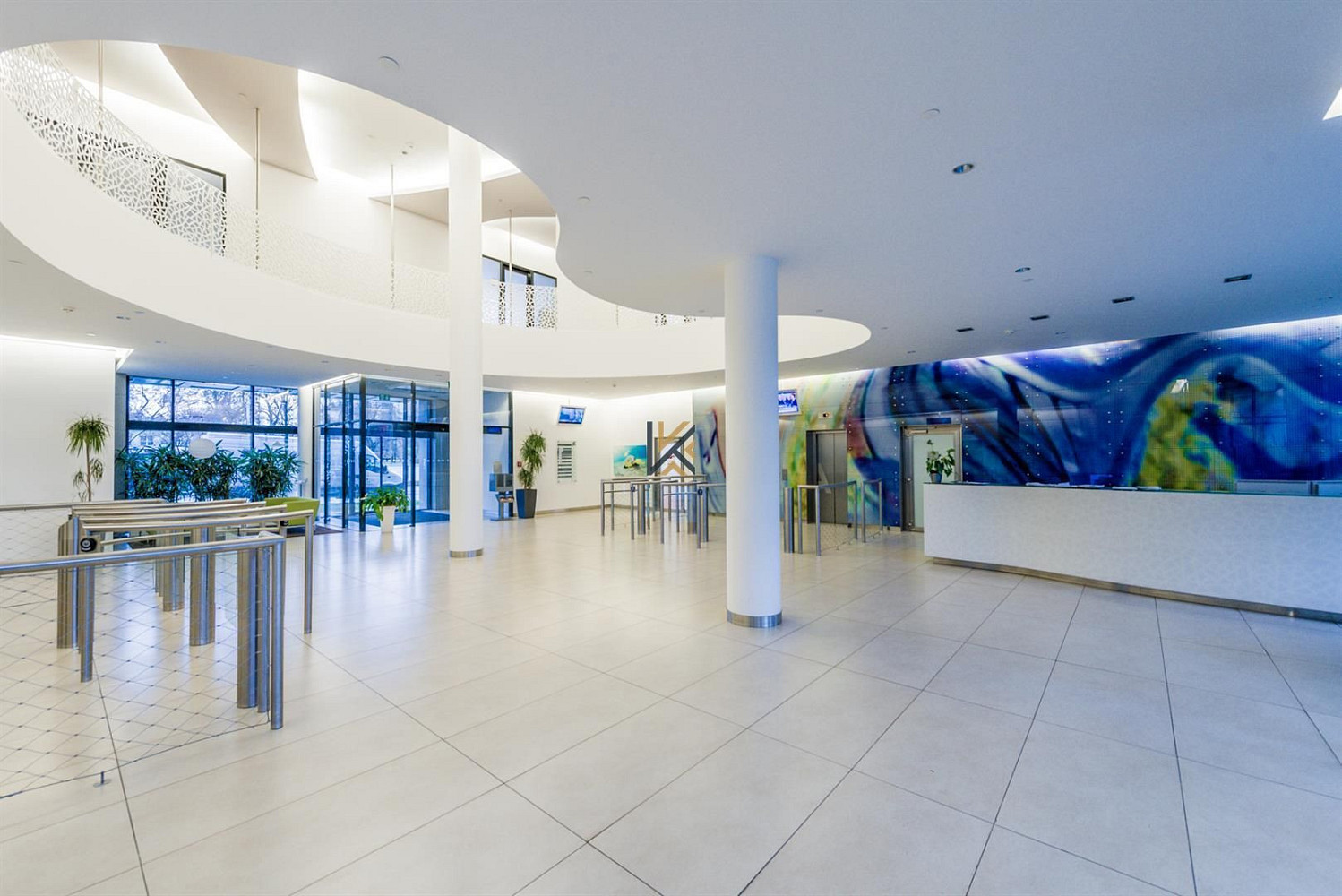 Pronájem kanceláře 350 m² – fotografie 3