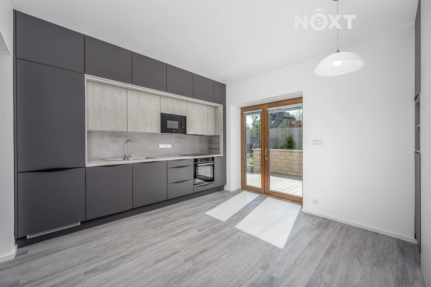 Pronájem domu 150 m² s pozemkem 331 m² – fotografie 3