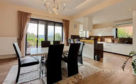 Prodej domu 540 m² s pozemkem 837 m², U luhu, Brno - Kníničky