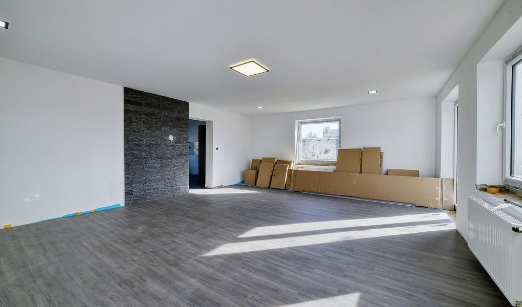 Prodej domu 203 m² s pozemkem 882 m², Hranice – náhled fotky 8
