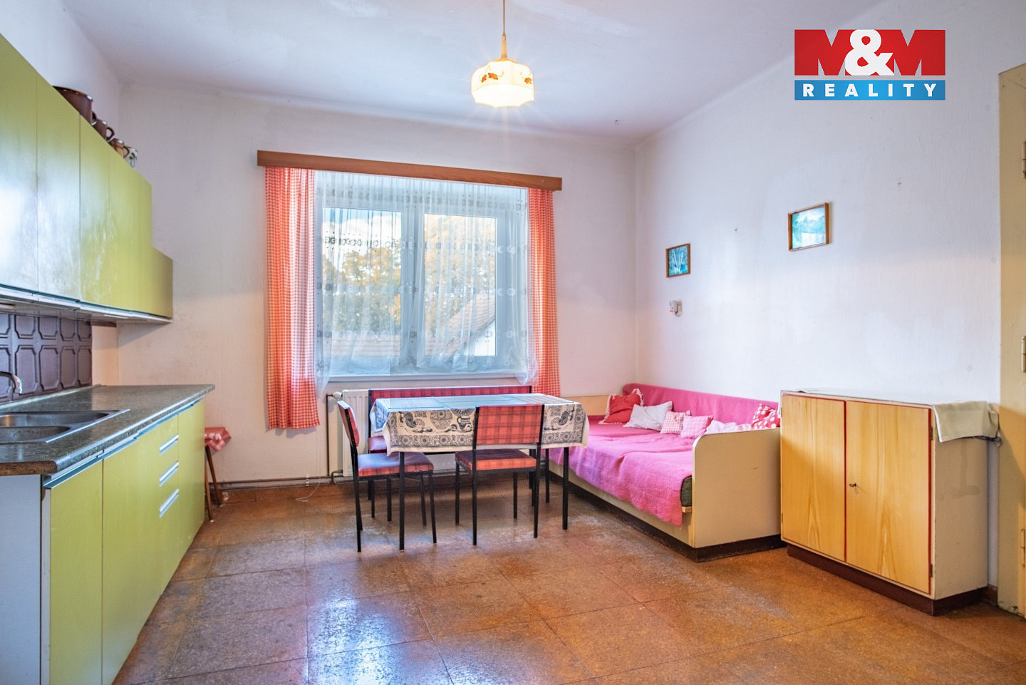 Prodej domu 390 m² s pozemkem 442 m² – pohled 4
