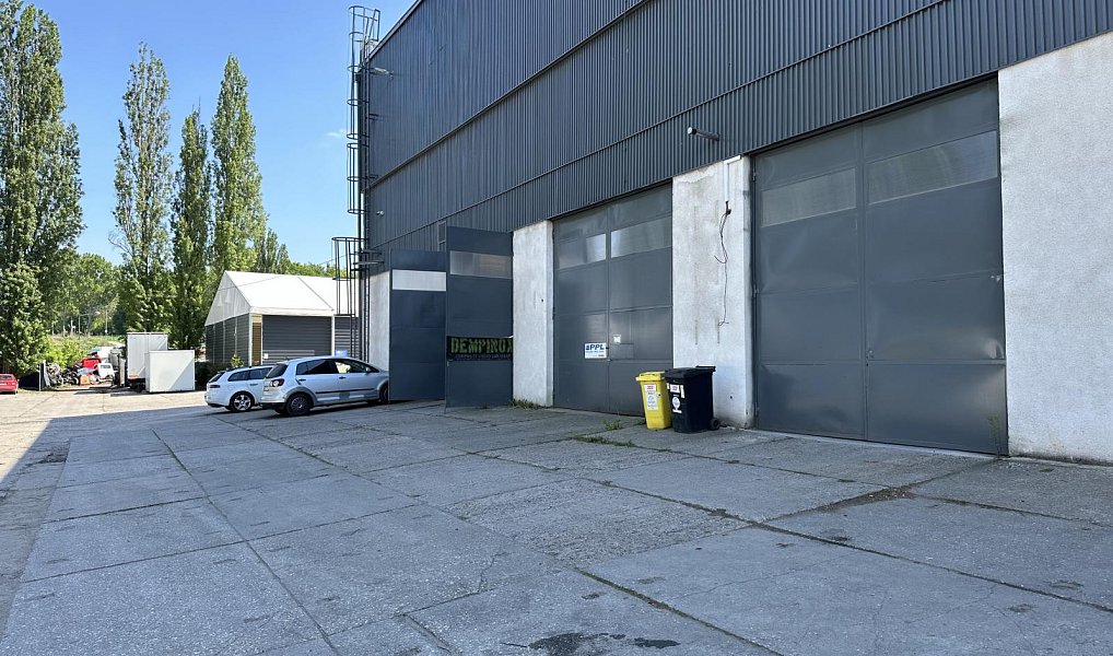 Pronájem skladovacích prostor 140 m², Kladno – náhled fotky 4