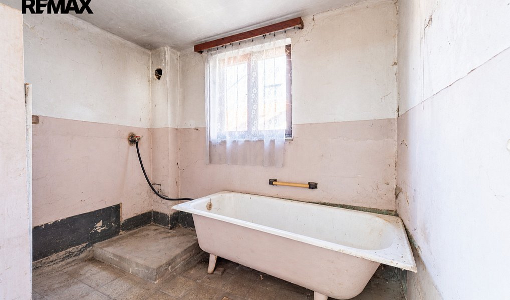 Prodej domu 71 m² s pozemkem 1 507 m², Uhlířské Janovice – náhled fotky 18