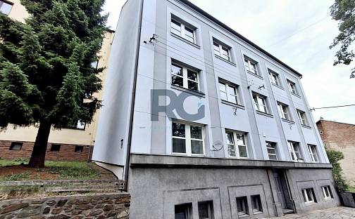 Pronájem bytu 2+1 90 m², Komenského, Písek - Vnitřní Město