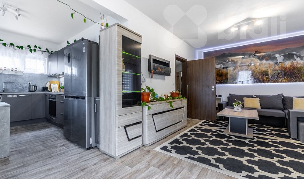 Prodej domu 96 m² s pozemkem 412 m², Kladno – náhled fotky 2