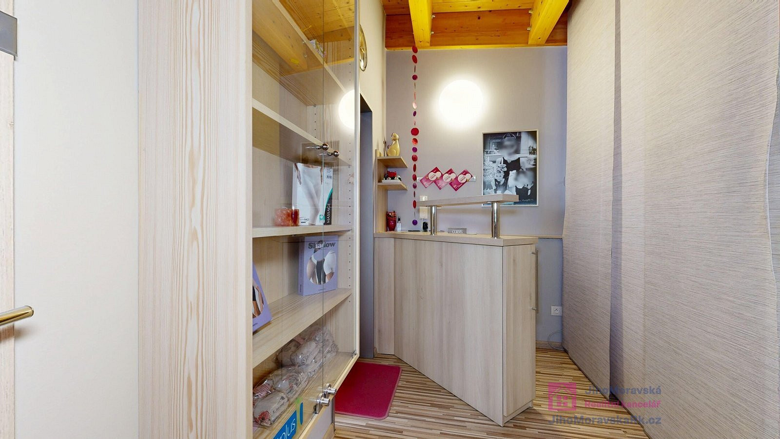 Pronájem obchodních prostor 71 m² – fotografie 3