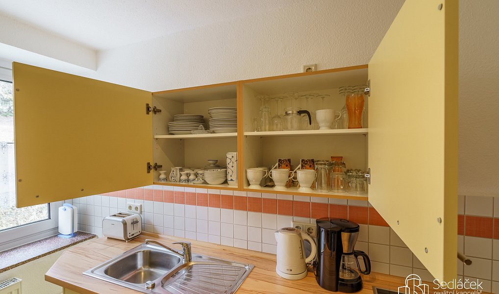 Prodej bytu 3+1 60 m², Boží Dar – náhled fotky 7