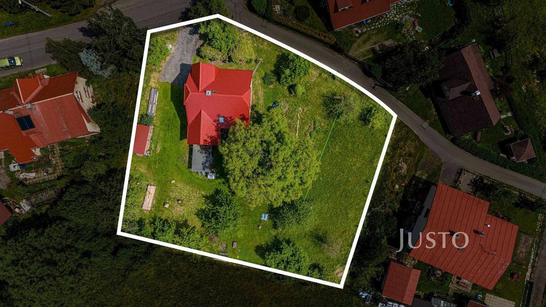 Prodej domu 180 m² s pozemkem 1 758 m² – fotografie 2