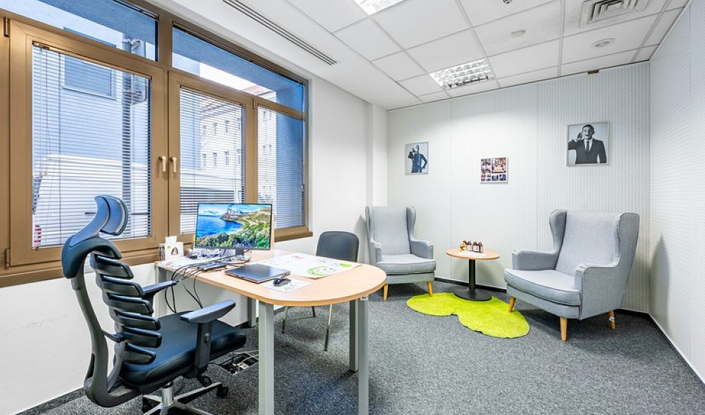 Pronájem kanceláře 194 m², Praha – náhled fotky 4