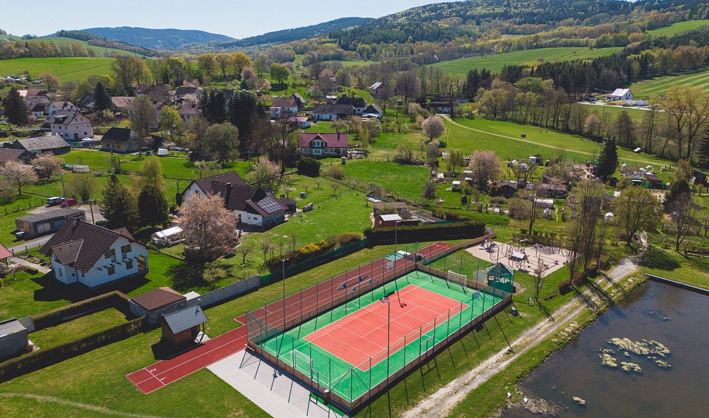 Prodej domu 178 m² s pozemkem 525 m², Dešenice – náhled fotky 31