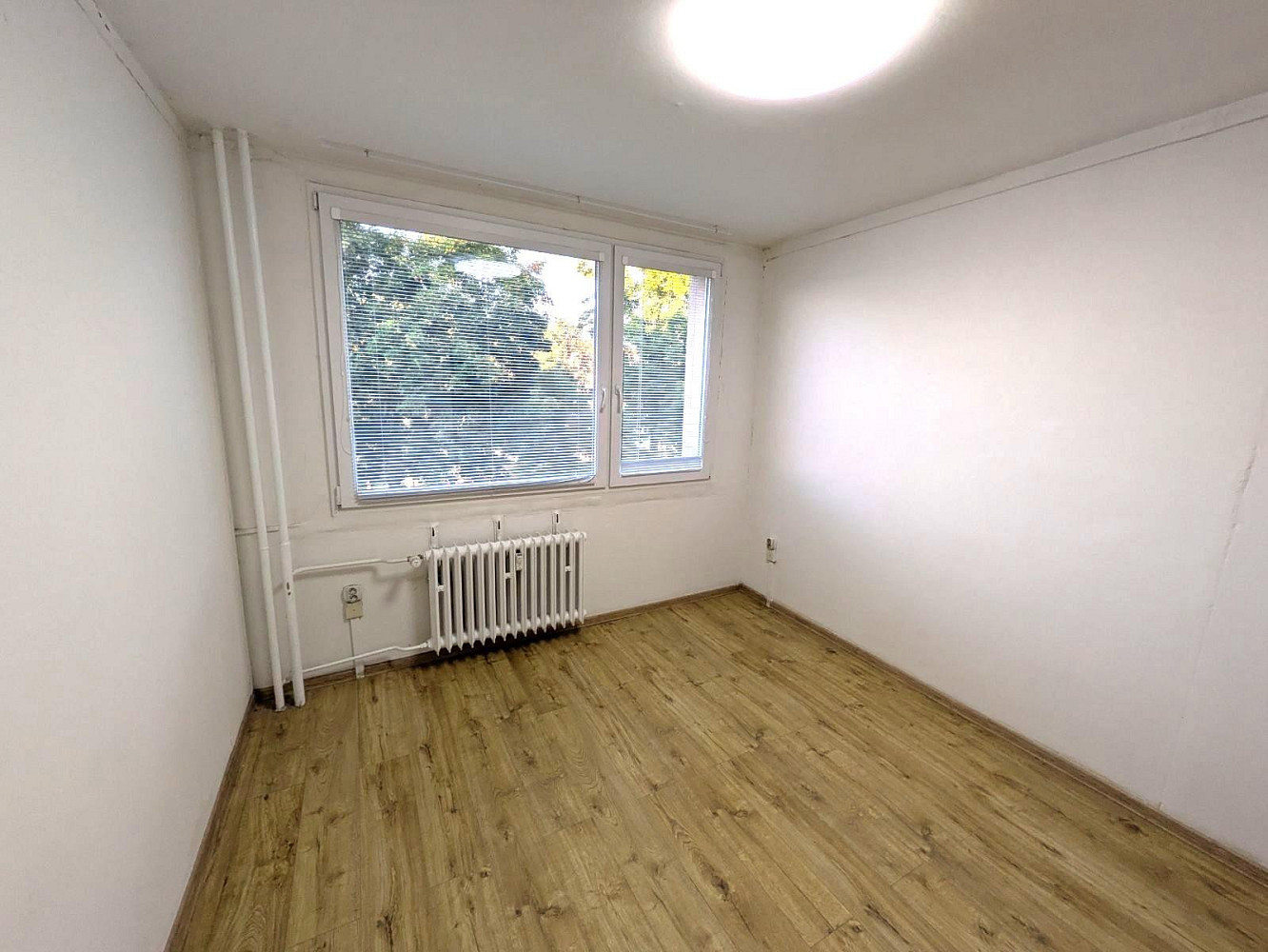 Pronájem bytu 3+1 72 m² – pohled 4
