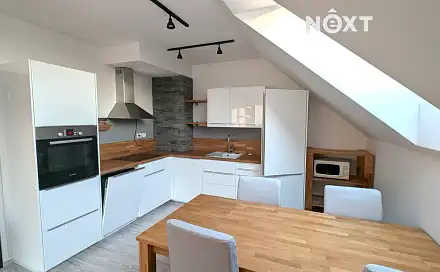 Pronájem bytu 2+kk 63 m², Podchýšská, Praha 4 - Cholupice