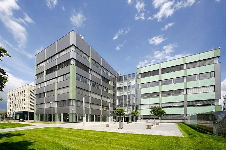 Pronájem kanceláře 112 m²