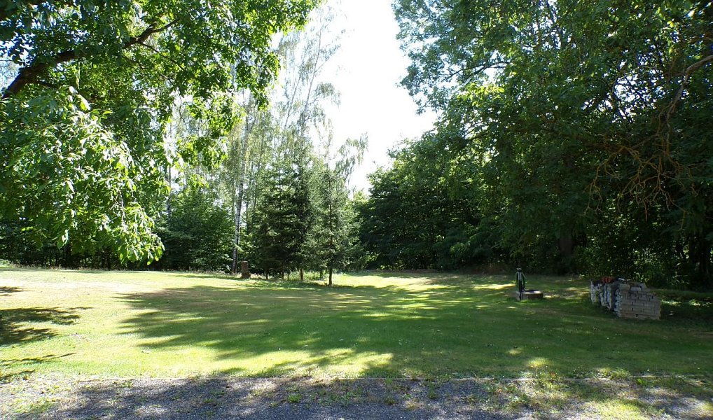 Prodej domu 205 m² s pozemkem 6 330 m², Čestín – náhled fotky 27